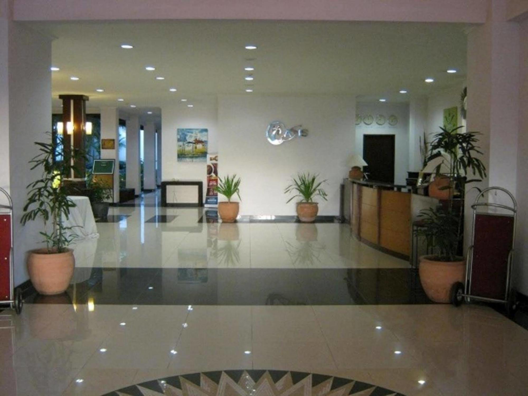 Oasis Atjeh Hotel Banda Aceh Kültér fotó